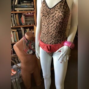 Anja Flint red leather belt